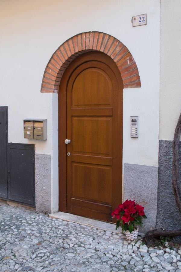 Il Borgo Appartamenti Con Parcheggio Malcesine Eksteriør bilde