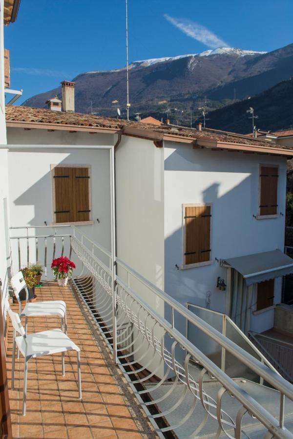Il Borgo Appartamenti Con Parcheggio Malcesine Eksteriør bilde